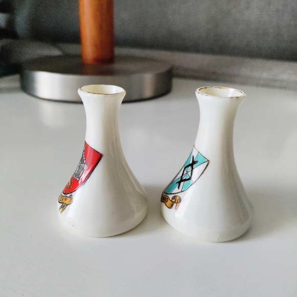 W H Goss Miniature Vases Set of 2 From UK - Picture 9 of 11